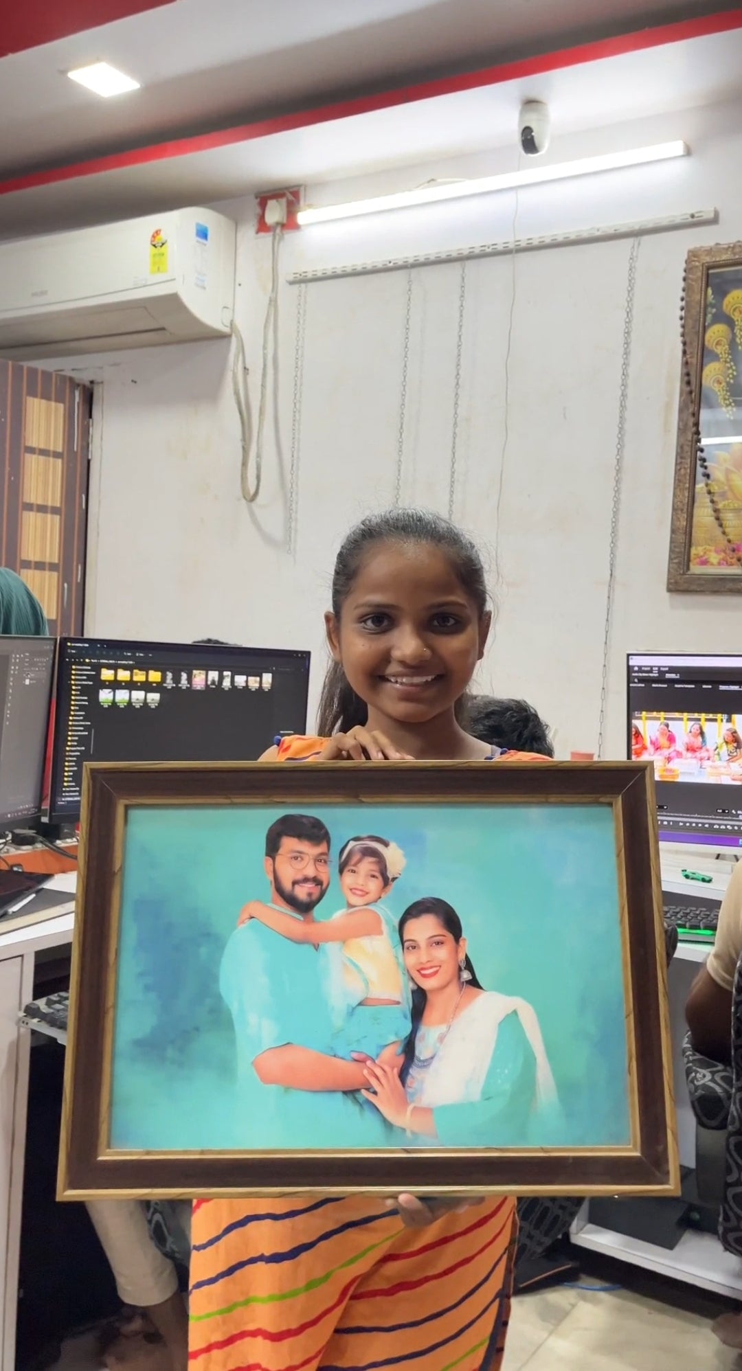 Photo Frame Borderless – Big Size (20x50)  🖼️ Only ₹1950/- Rs